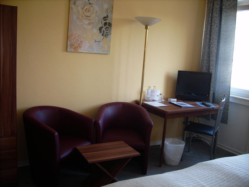 Aparthotel Garni Im Tönnchen Düsseldorf Exterior foto